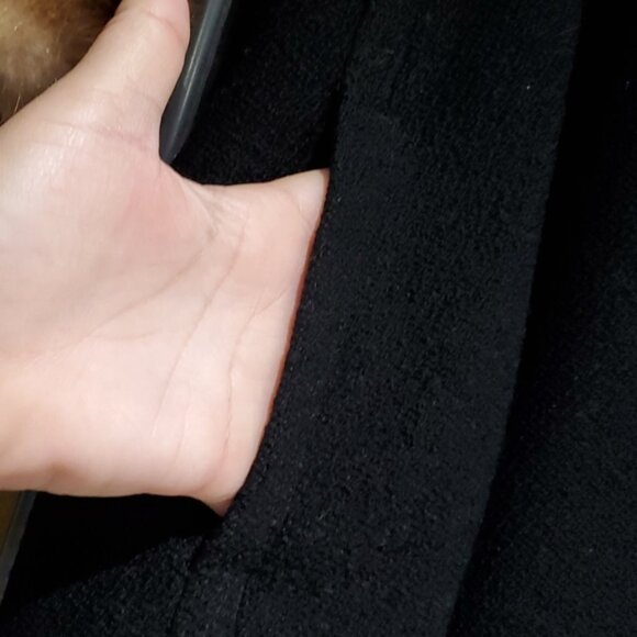 VINTAGE DEARDON BLACK LONG COAT WITH FUR COLLAR AND TRIM - Picture 8 of 16